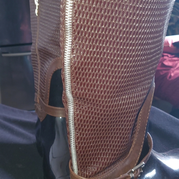 Rain Boots - Picture 2 of 5